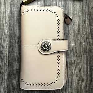 Wallet Clutch Travelambo Blush Waxed Leather Large Capacity Wristlet NWOT